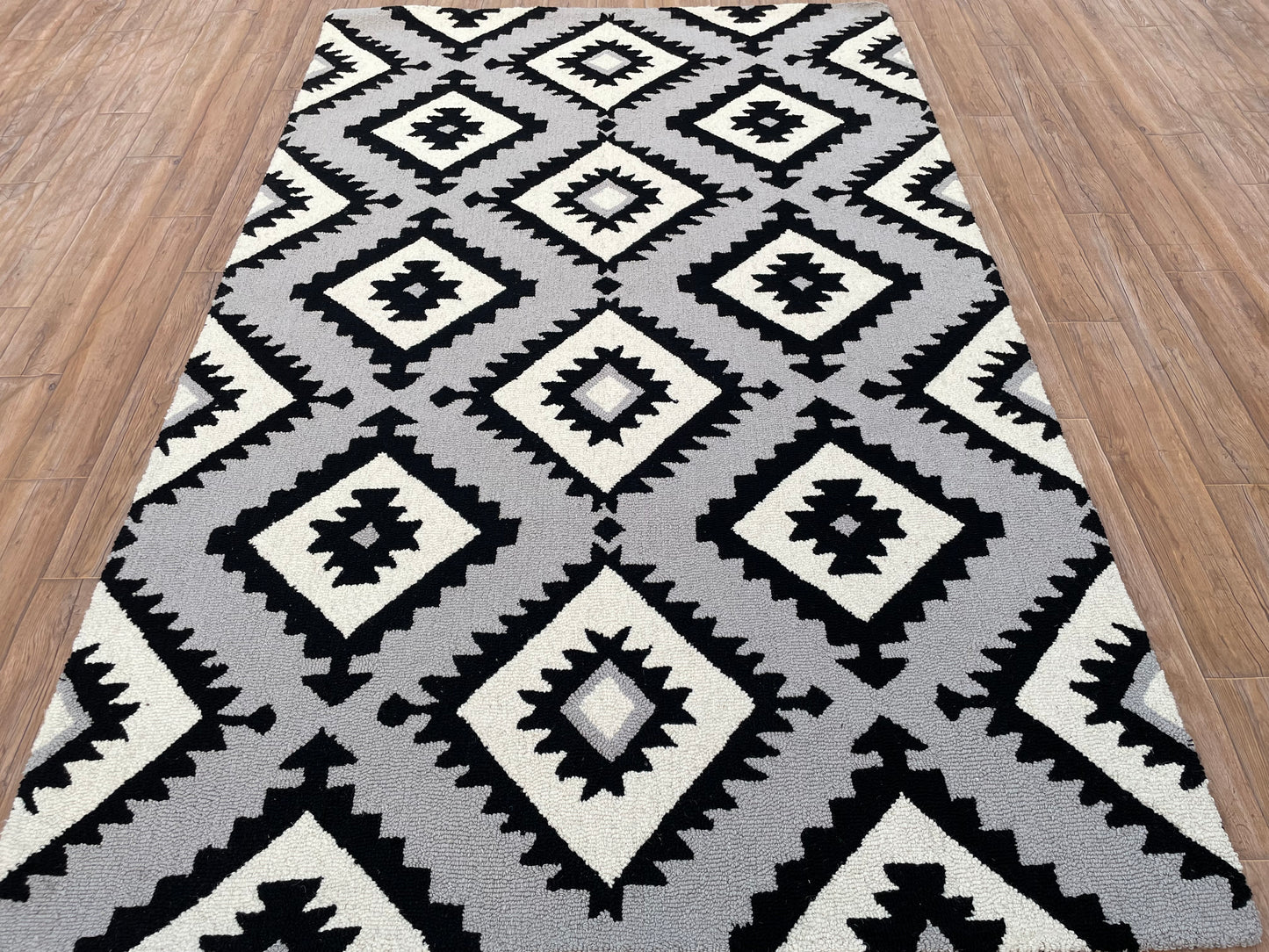Aztec Echo (Dovelle)